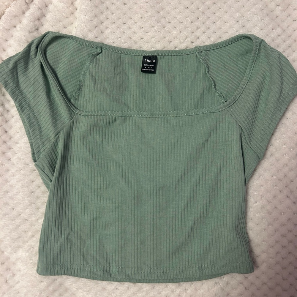 Green Ribbed Cap Sleeve Crop Blouse